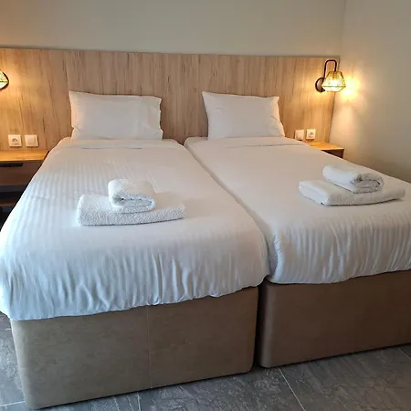 Hotel Enza