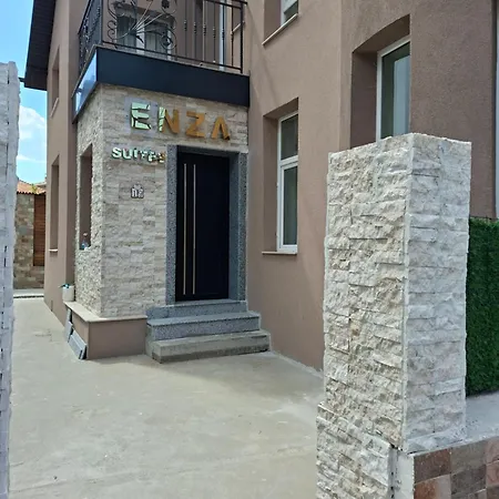 Enza Hotel *
